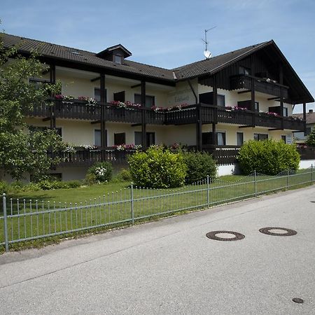 Appartementhaus-EdelweissBad Füssing エクステリア 写真
